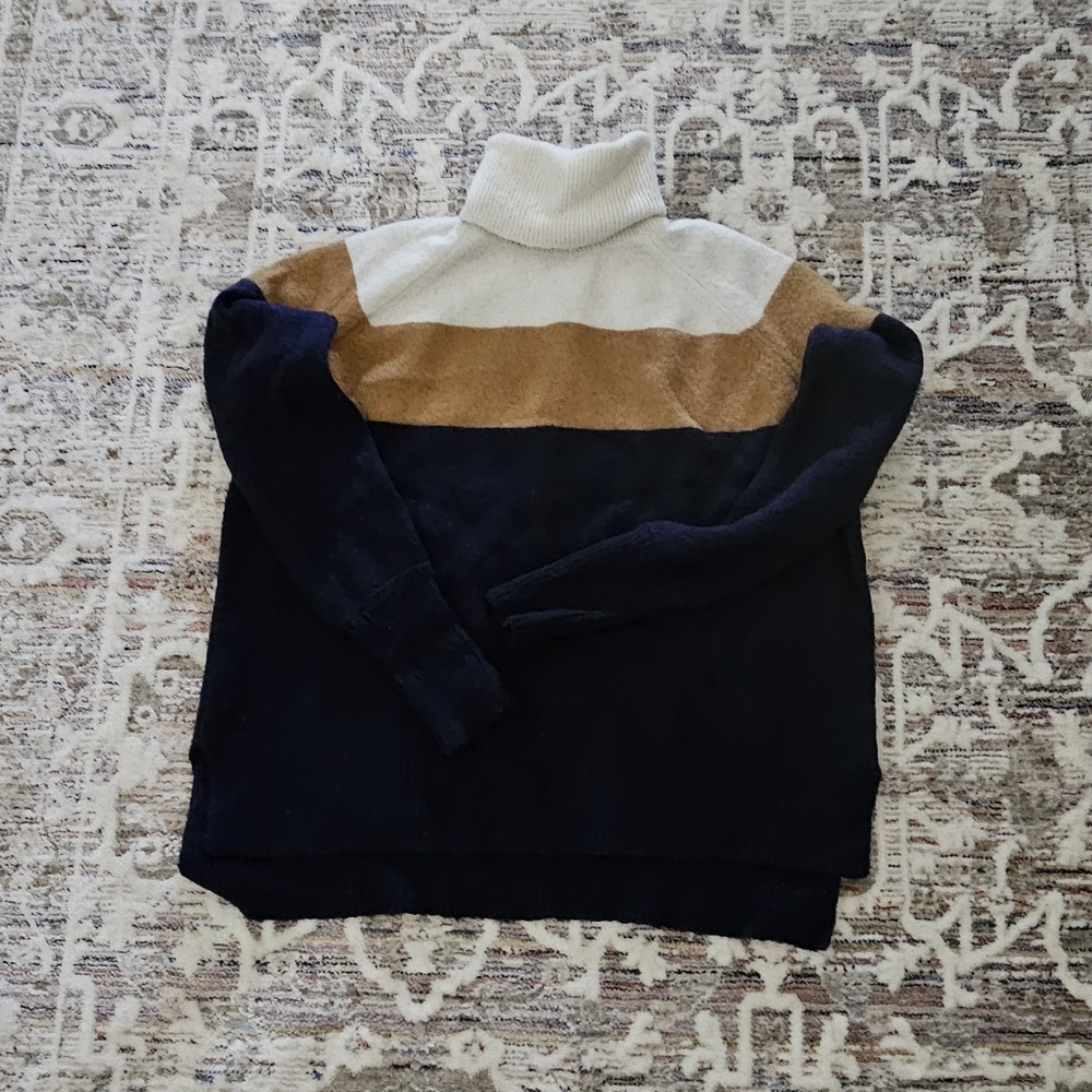 Women's Colorblock J Crew Sweater - Navy, Tan, and White  XS